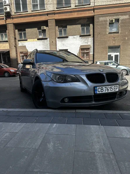 BMW 5 серии 2004