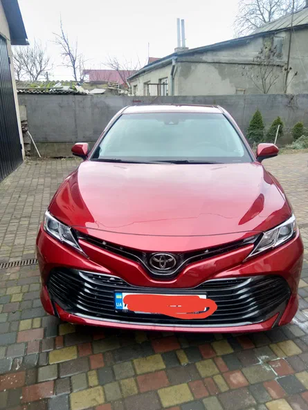 Toyota Camry 2017 - 1