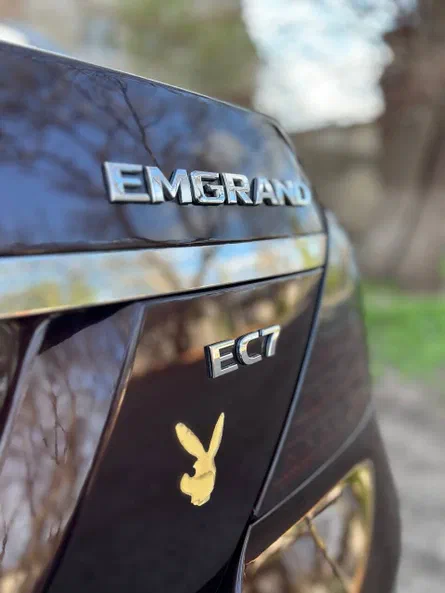 Geely Emgrand EC7 2013