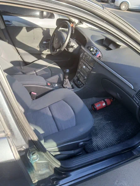 Renault Laguna 2007 - 15