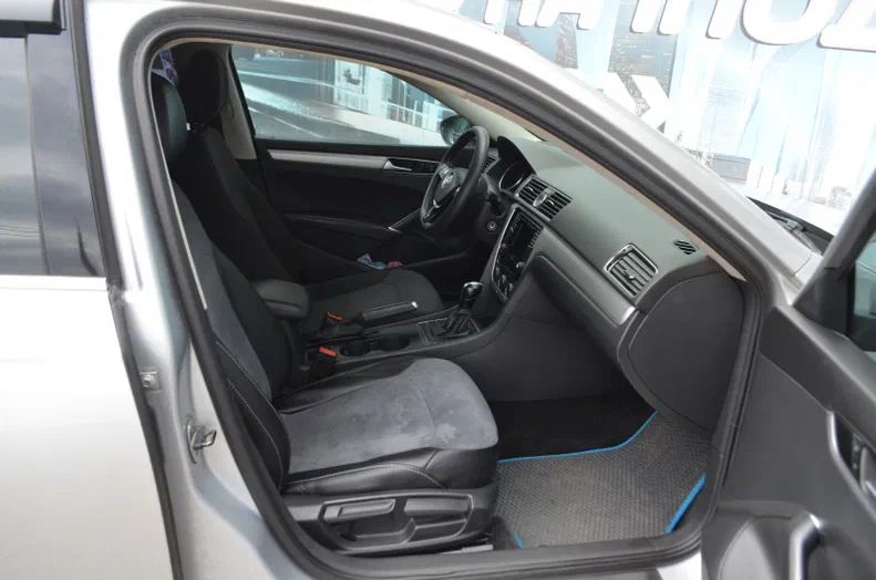 Volkswagen Passat 2016 - 15