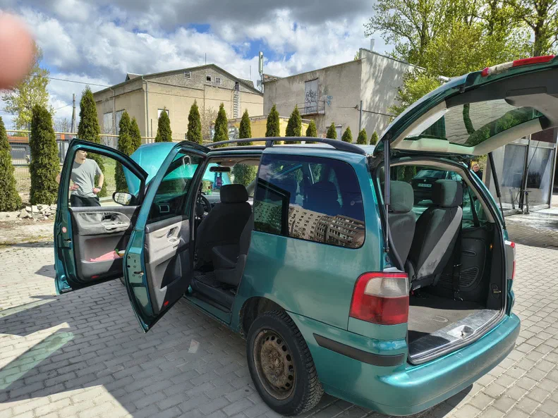 Ford Galaxy 2000 - 24