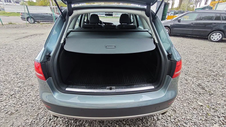 Audi A4 allroad 2011 - 18