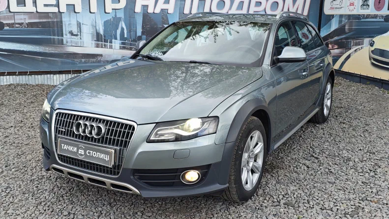 Audi A4 allroad 2011
