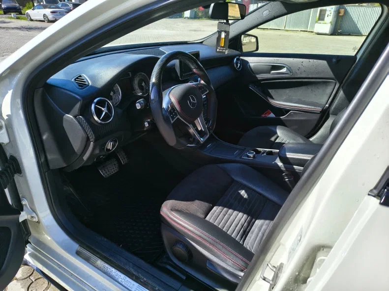 Mercedes-Benz A-Клас 2014 - 7