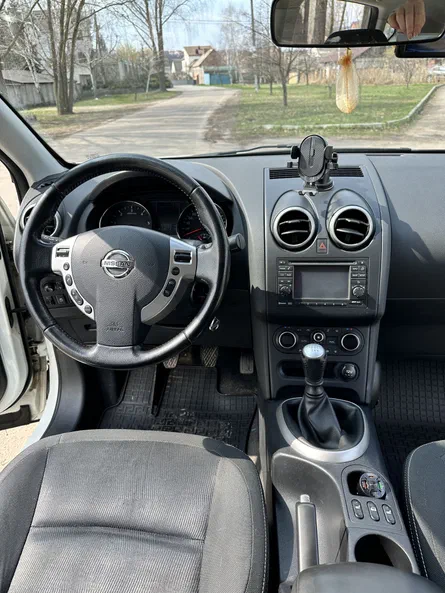 Nissan Qashqai 2012 - 10