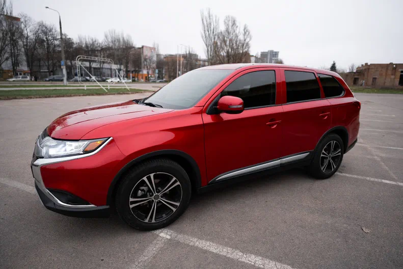 Mitsubishi Outlander 2019 - 5