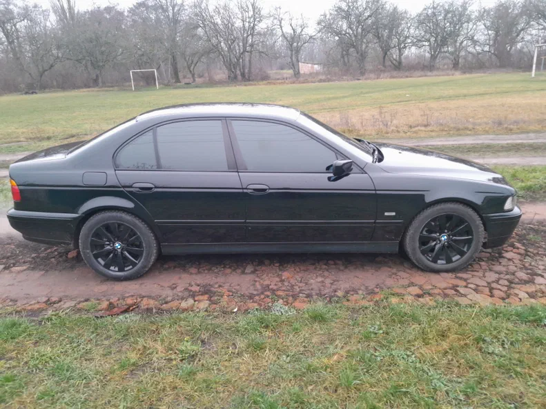 BMW 5 серии 2000