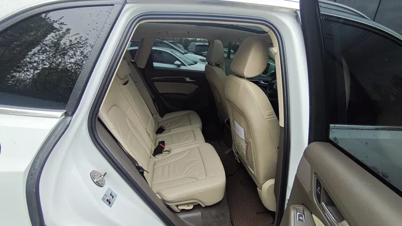 Audi Q5 2014 - 17