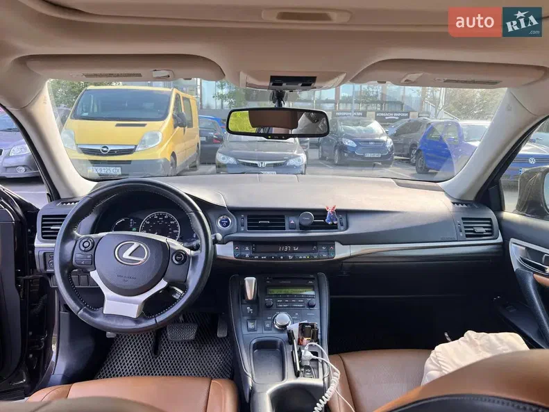 Lexus CT 2014
