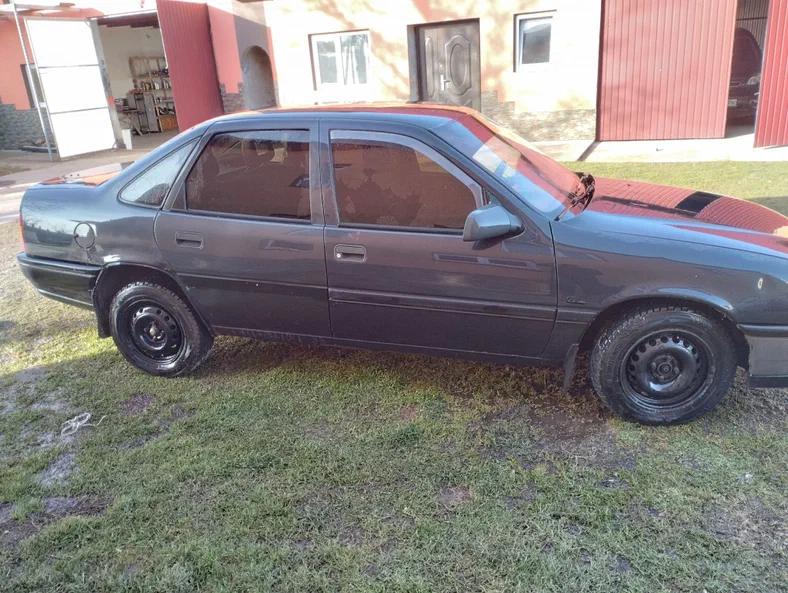 Opel Vectra 1990