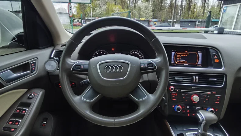 Audi Q5 2014 - 12
