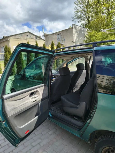 Ford Galaxy 2000 - 15