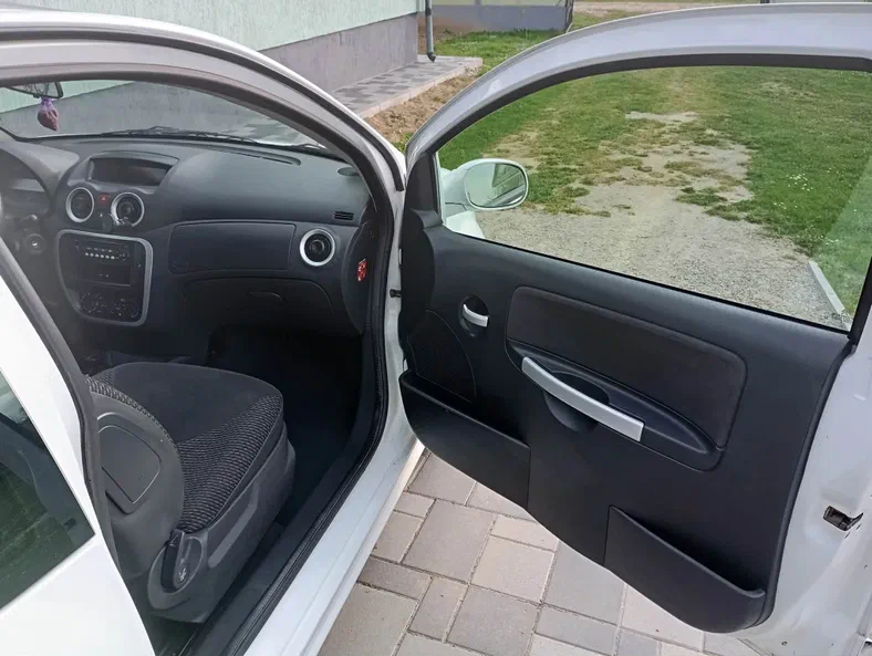 Citroen C2 2009 - 6