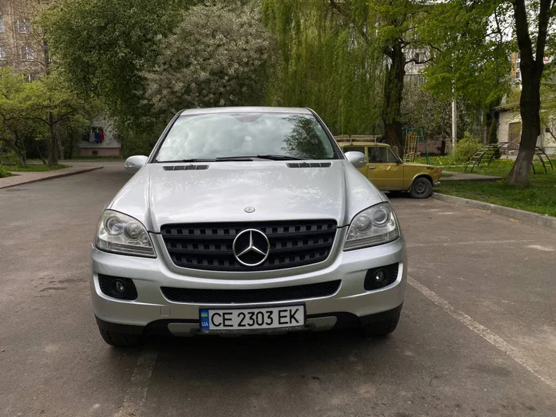 Mercedes-Benz M-Класс 2005