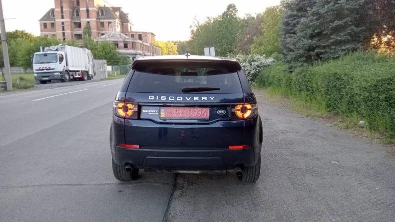 Land Rover Discovery Sport 2016 - 11