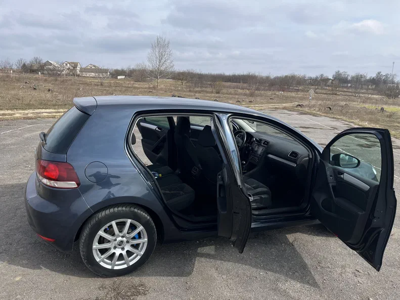 Volkswagen Golf 2009 - 19