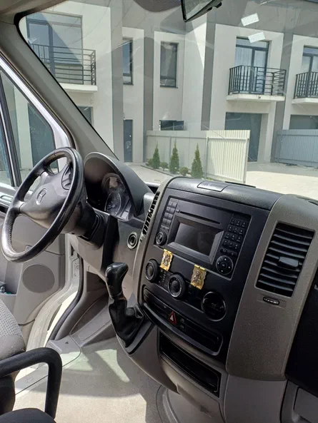 Mercedes-Benz Sprinter 2010 - 11