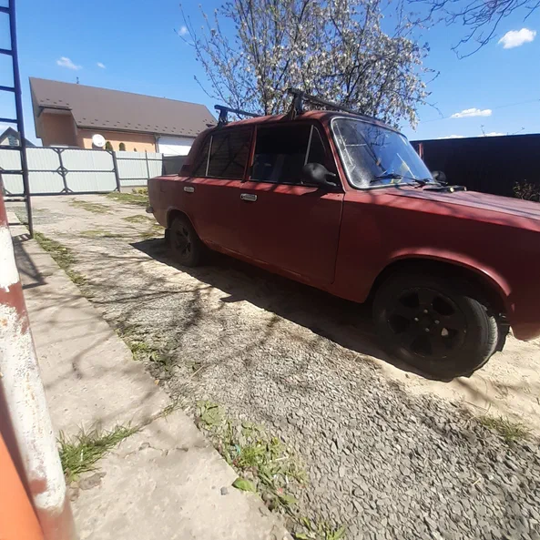 Lada (ВАЗ) 2101 1985 - 2