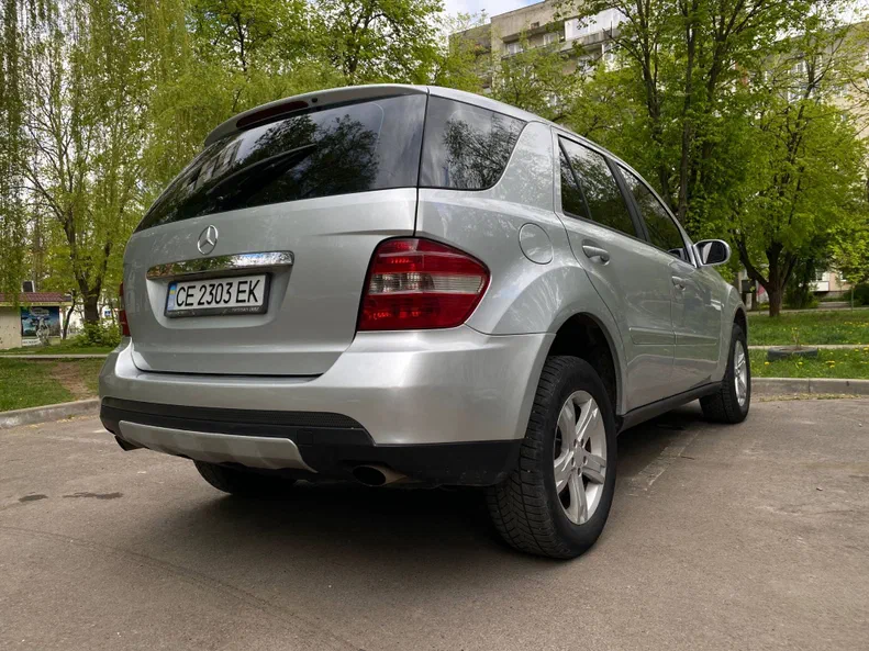 Mercedes-Benz M-Клас 2005 - 11