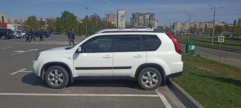 Nissan X-Trail 2011 - 8