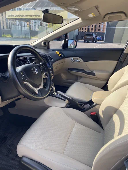 Honda Civic 2014 - 10