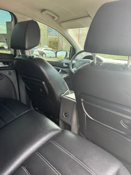 Ford Kuga 2011 - 9