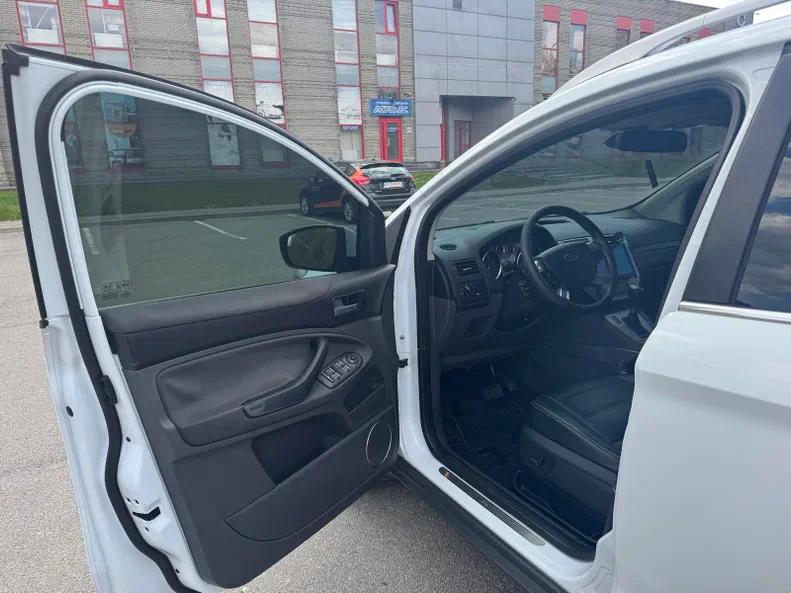 Ford Kuga 2011 - 12