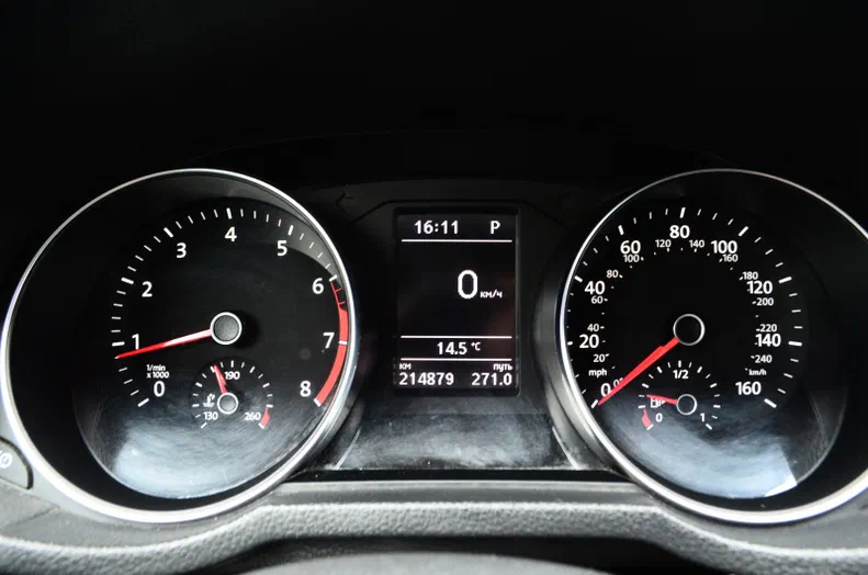 Volkswagen Passat 2016 - 27