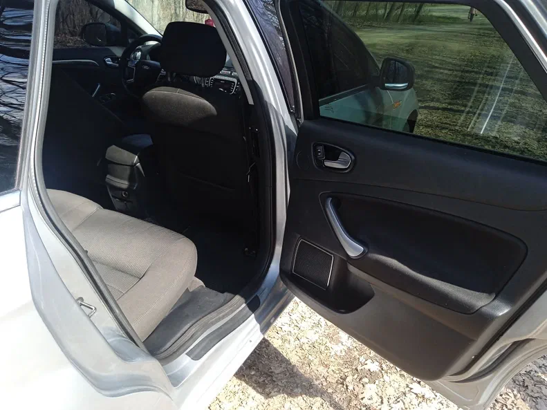 Ford Mondeo 2007 - 14