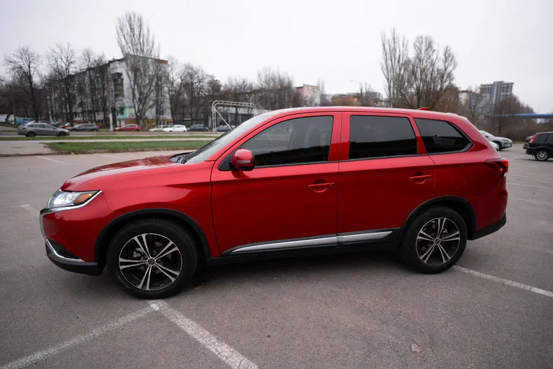 Mitsubishi Outlander 2019