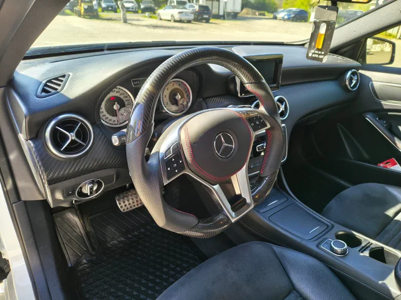 Mercedes-Benz A-Клас 2014 - 8