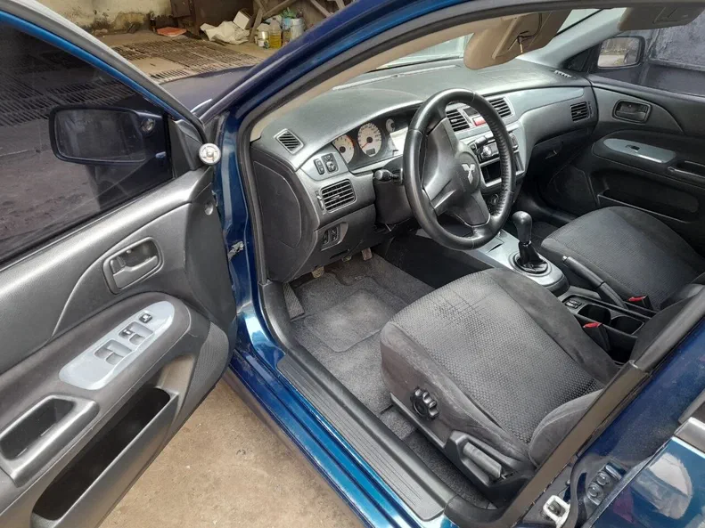 Mitsubishi Lancer 2006 - 9