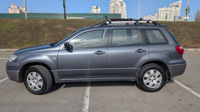 Mitsubishi Outlander 2008