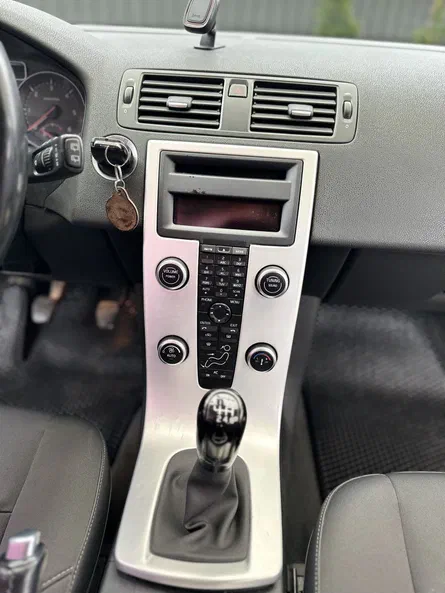 Volvo V50 2011 - 10