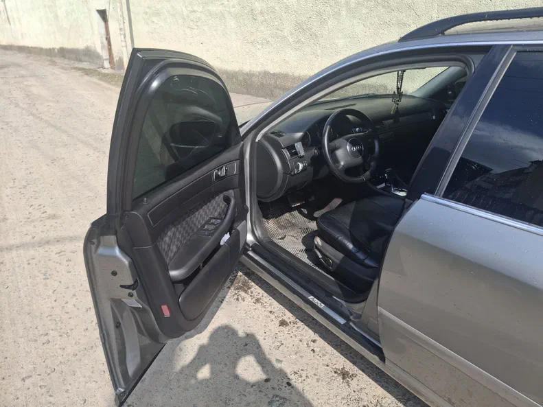 Audi A6 2003 - 5