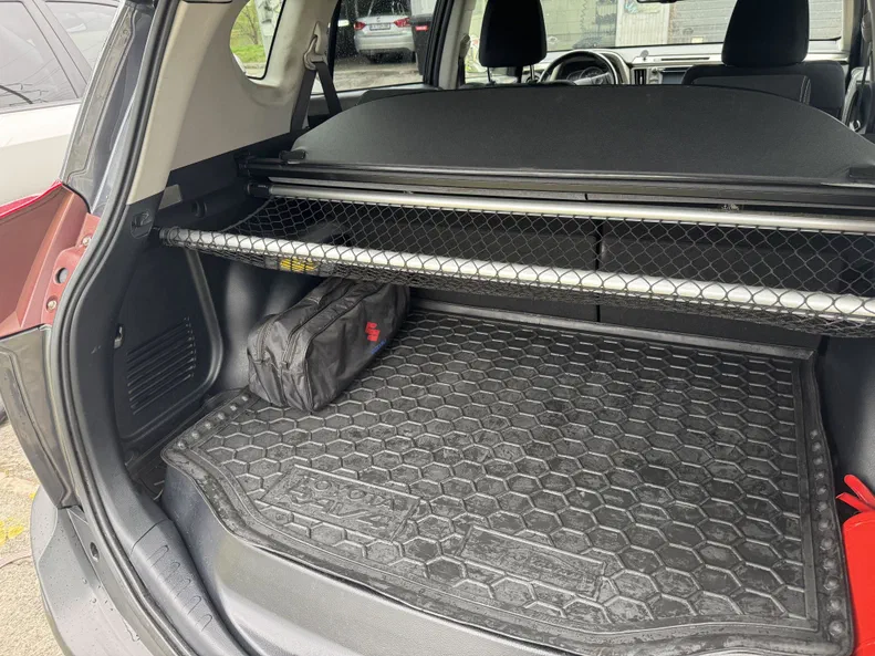 Toyota RAV4 2013 - 9