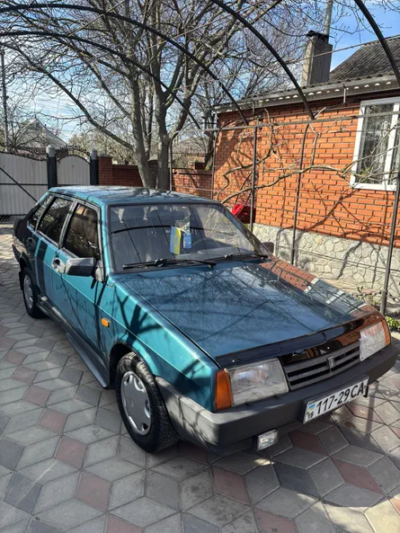 Lada (ВАЗ) 21099 2001