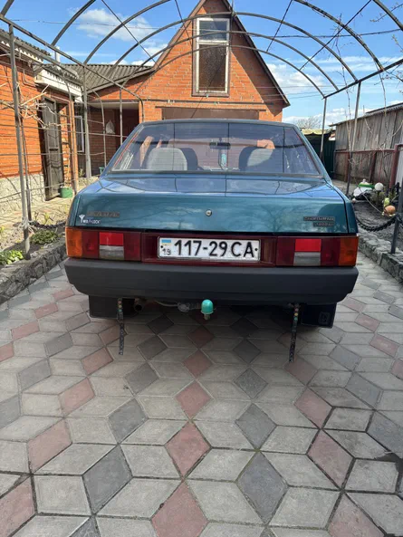 Lada (ВАЗ) 21099 2001