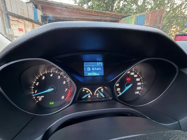Ford Focus 2011 - 9