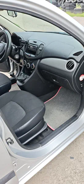 Hyundai i10 2011 - 14