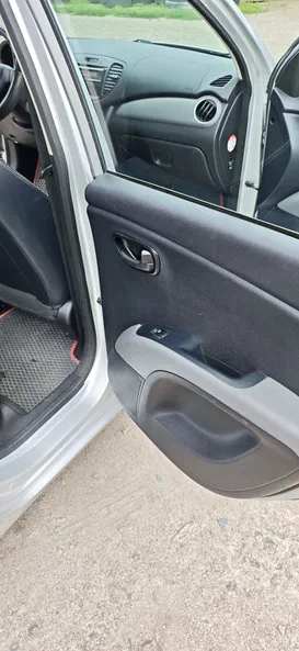 Hyundai i10 2011 - 17