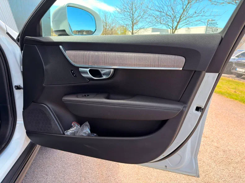 Volvo V90 Cross Country 2021 - 12