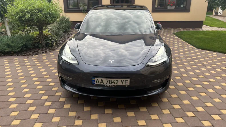 Tesla Model 3 2019 - 10