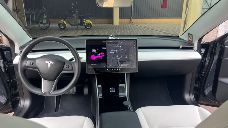 Tesla Model 3 2019 - 8