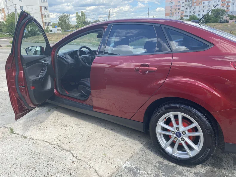 Ford Focus 2016 - 19