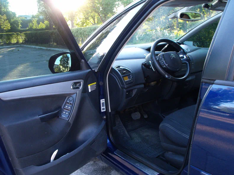 Citroen C4 Picasso 2007 - 10