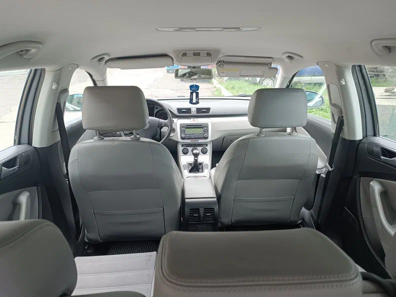 Volkswagen Passat 2005 - 7