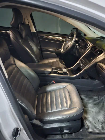 Ford Fusion (North America) 2017 - 2