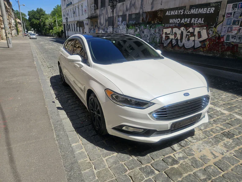 Ford Fusion (North America) 2017 - 10